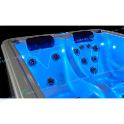 Гидромассажный спа бассейн Joyee SPA Los Angeles